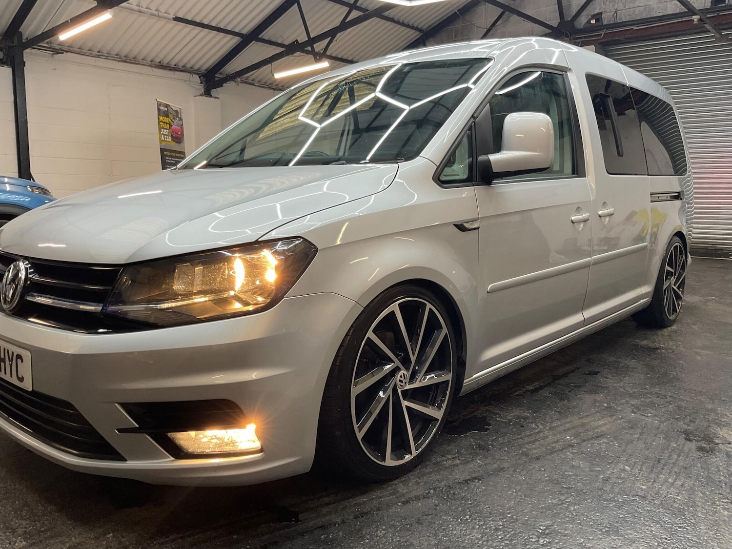 Used Volkswagen Caddy Maxi 2016 for sale - 76151585: Photo 3