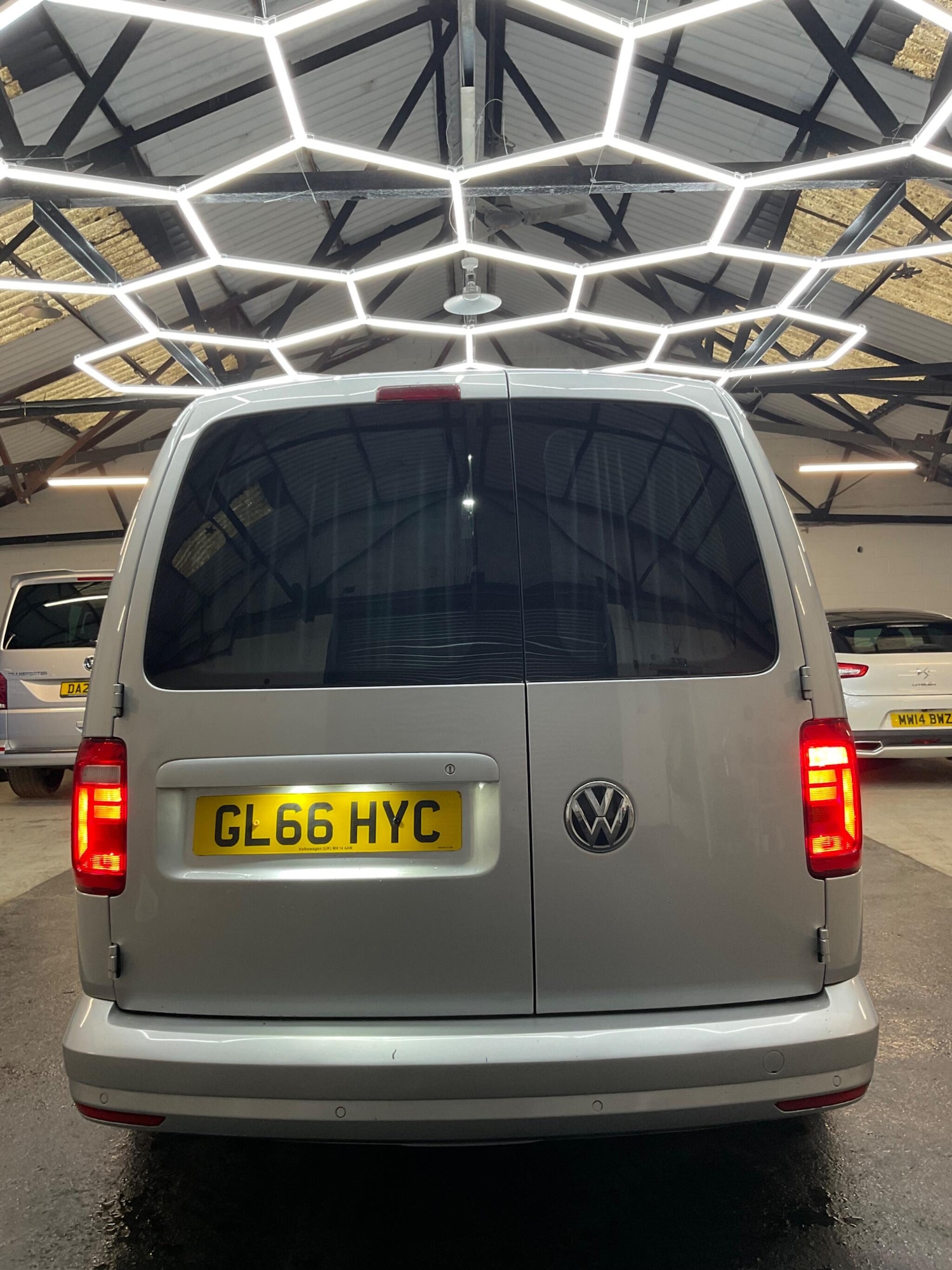 Used Volkswagen Caddy Maxi 2016 for sale - 76151585: Photo 4