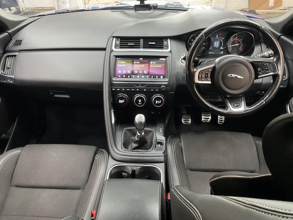 Used Jaguar E-Pace 2018 for sale - 76295301: Photo 18