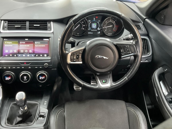 Used Jaguar E-Pace 2018 for sale - 76295301: Photo 19