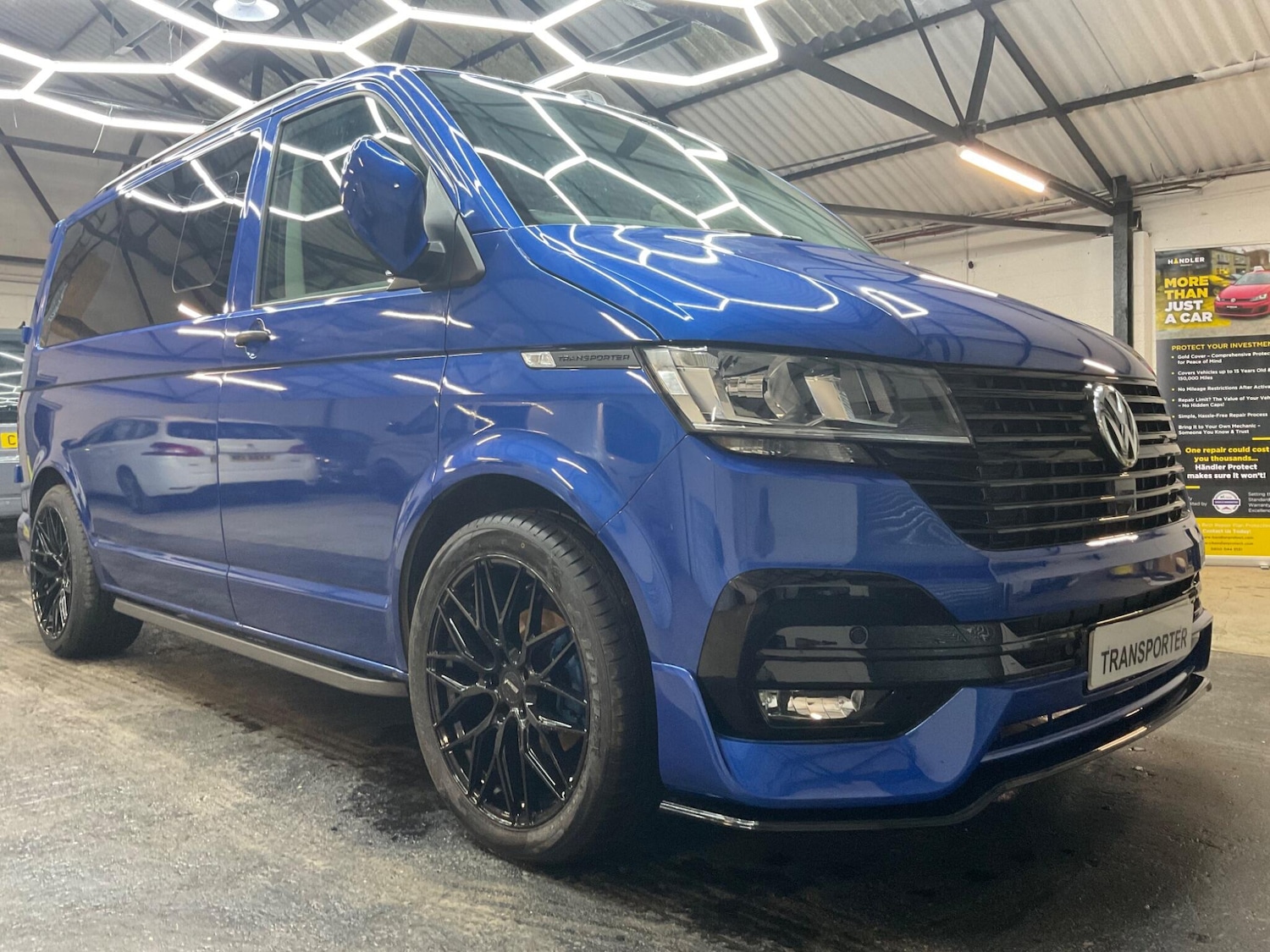 Used Volkswagen Transporter 2023 for sale - 76072060: Photo 3