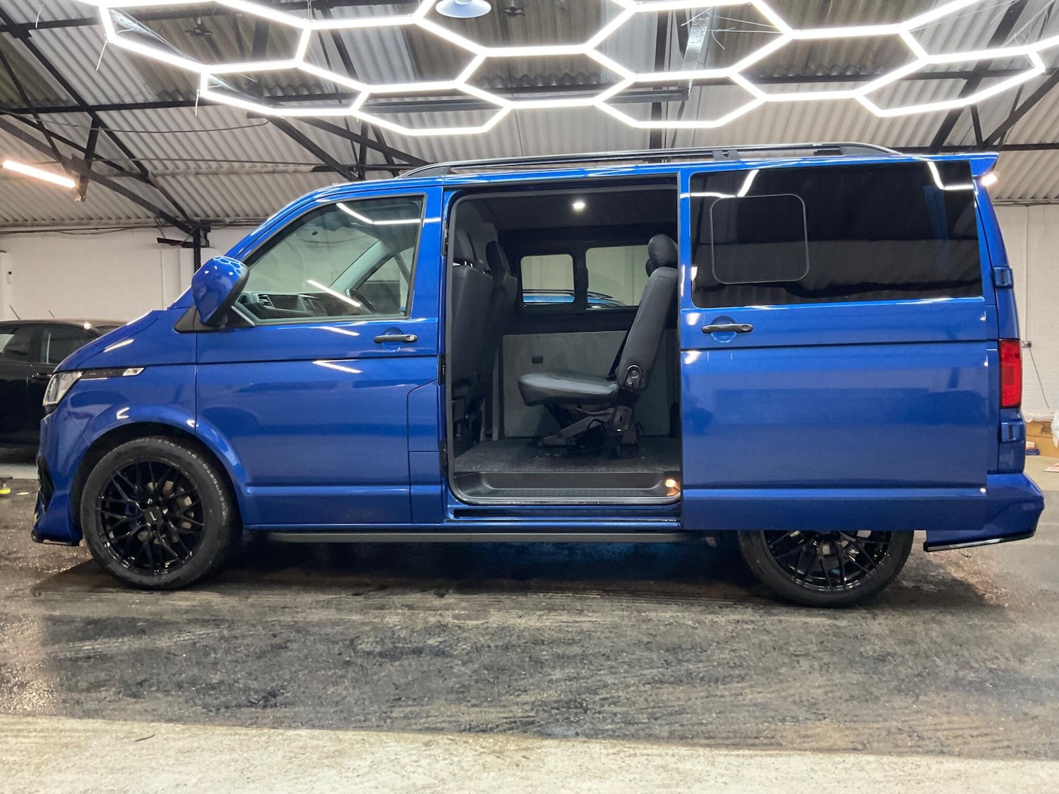 Used Volkswagen Transporter 2023 for sale - 76072060: Photo 7