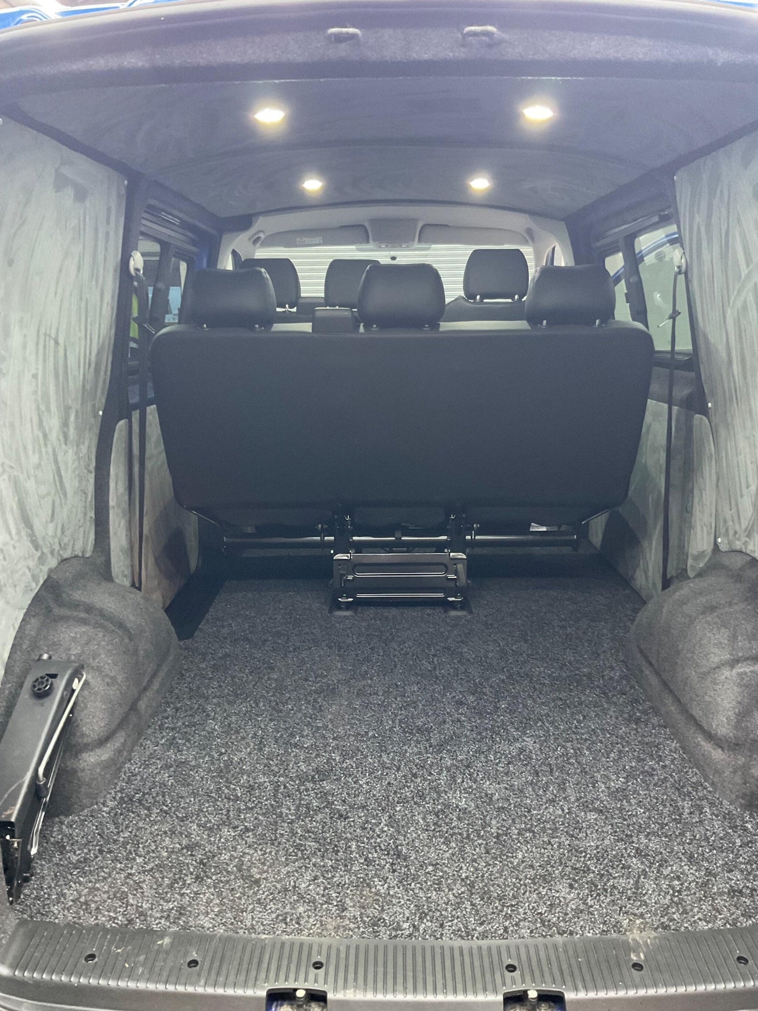 Used Volkswagen Transporter 2023 for sale - 76072060: Photo 8