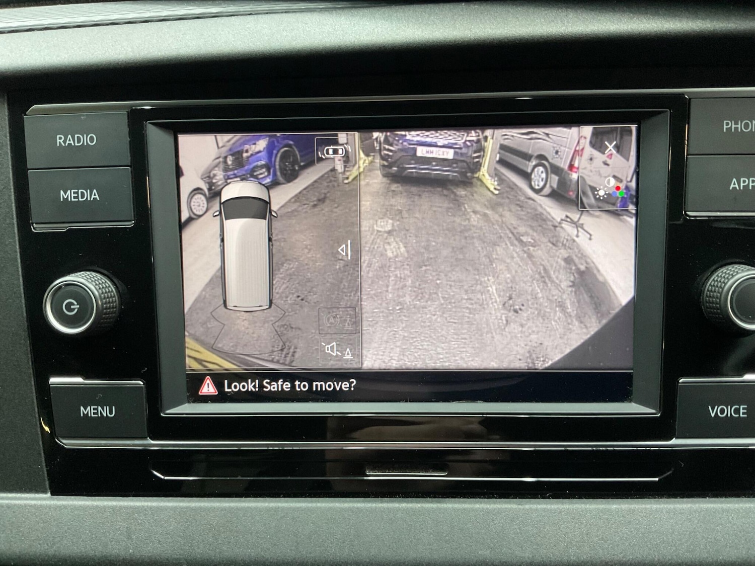 Used Volkswagen Transporter 2021 for sale - 75949625: Photo 30