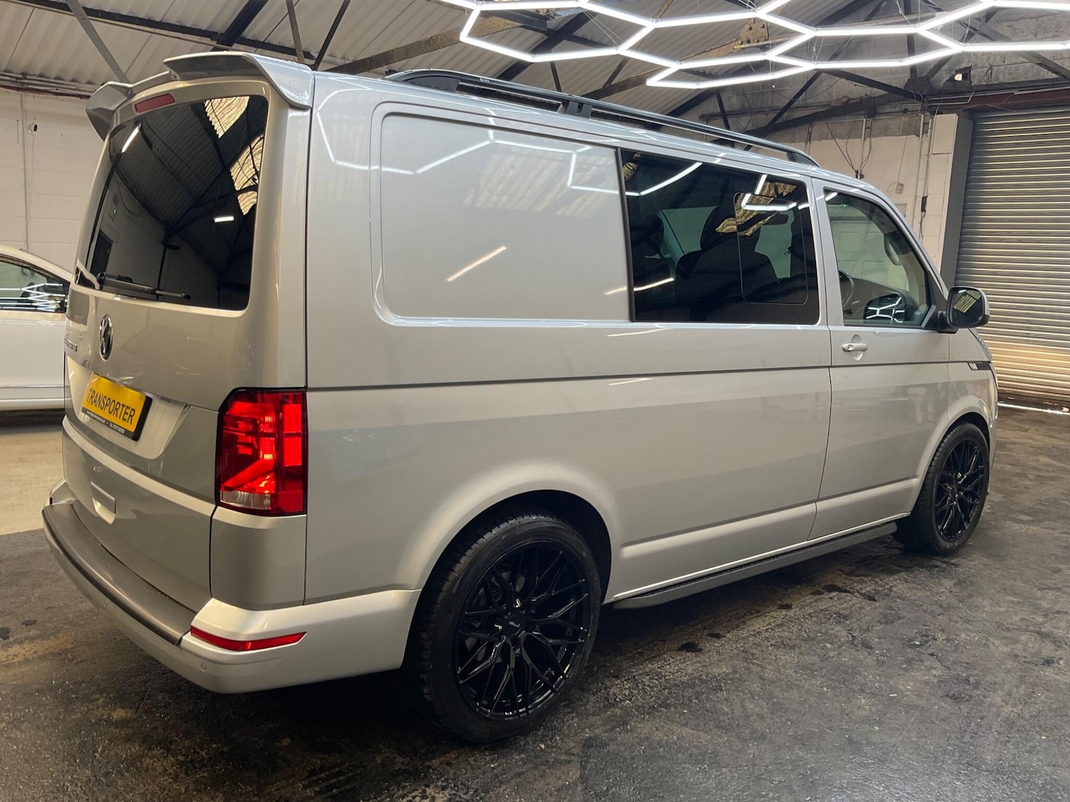 Used Volkswagen Transporter 2021 for sale - 75949625: Photo 9
