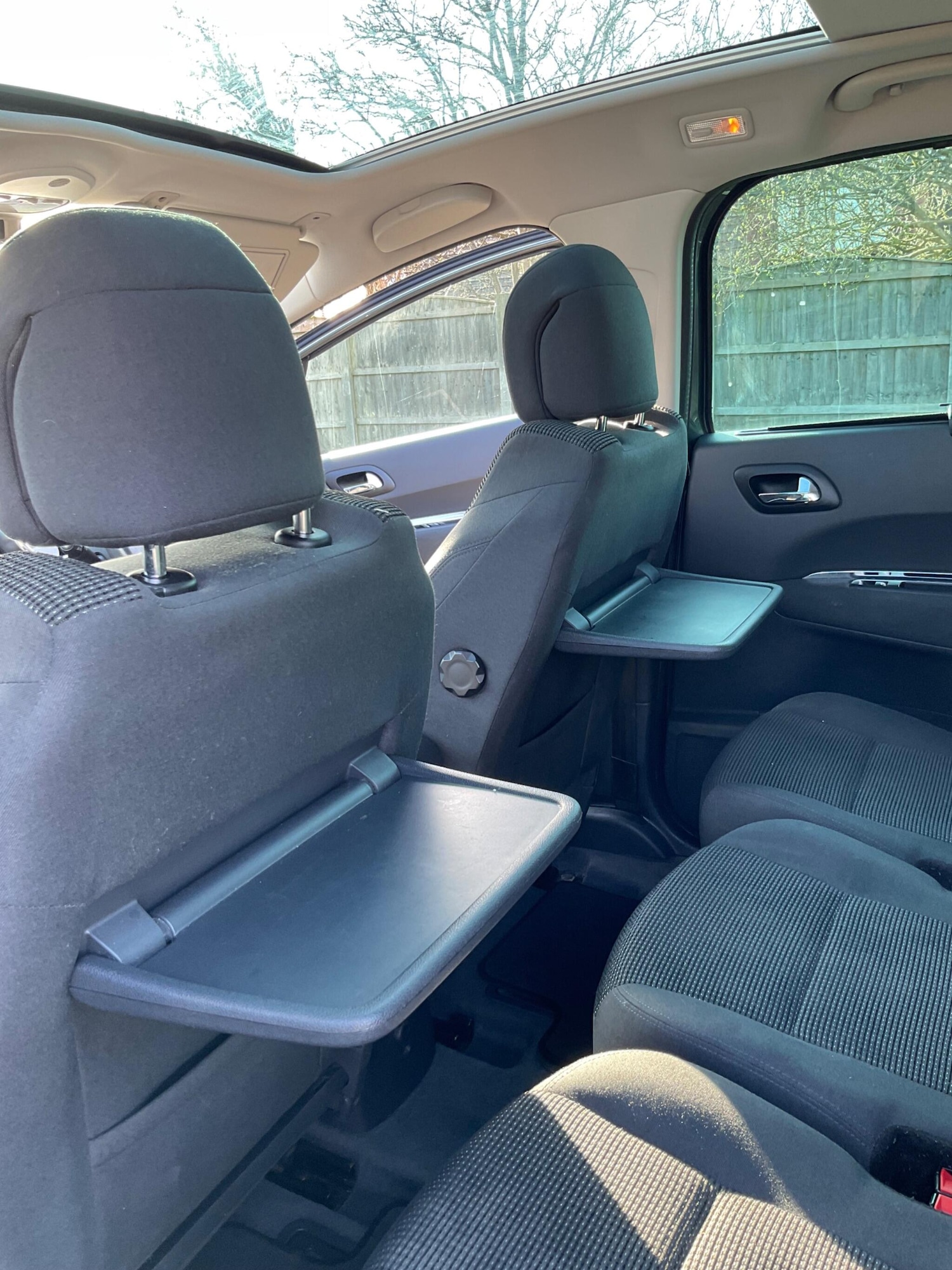 Used Peugeot 5008 2015 for sale - 77970098: Photo 20