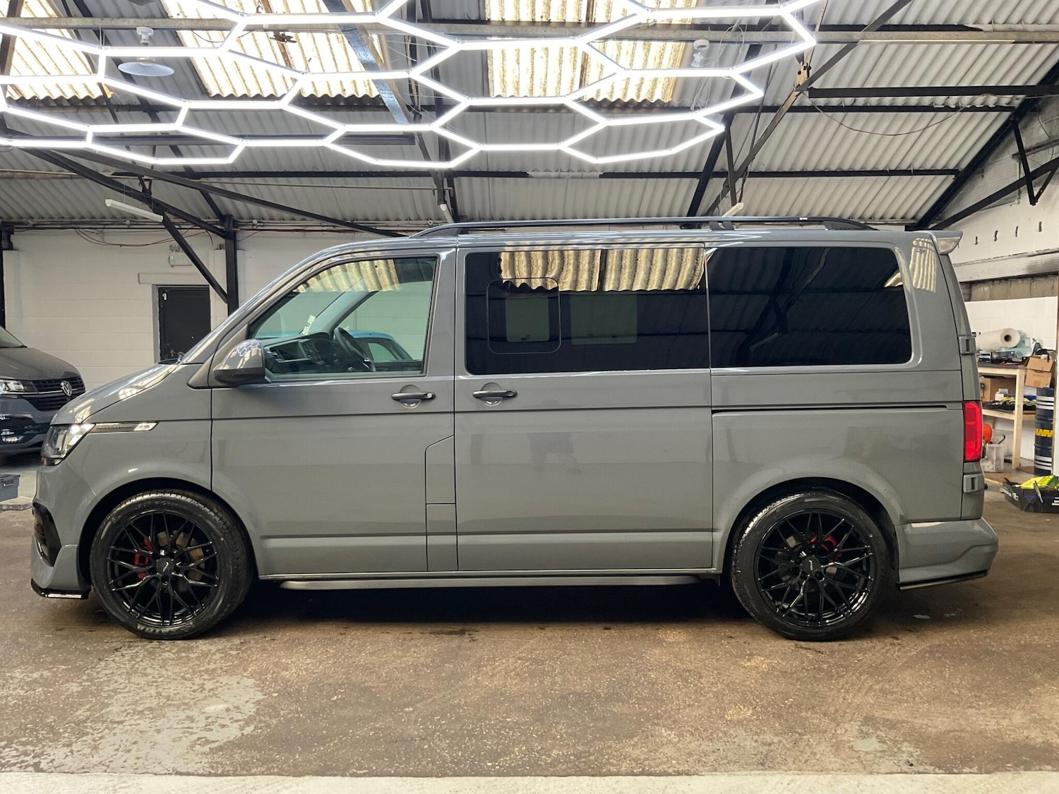 Used Volkswagen Transporter 2023 for sale - 78141391: Photo 2