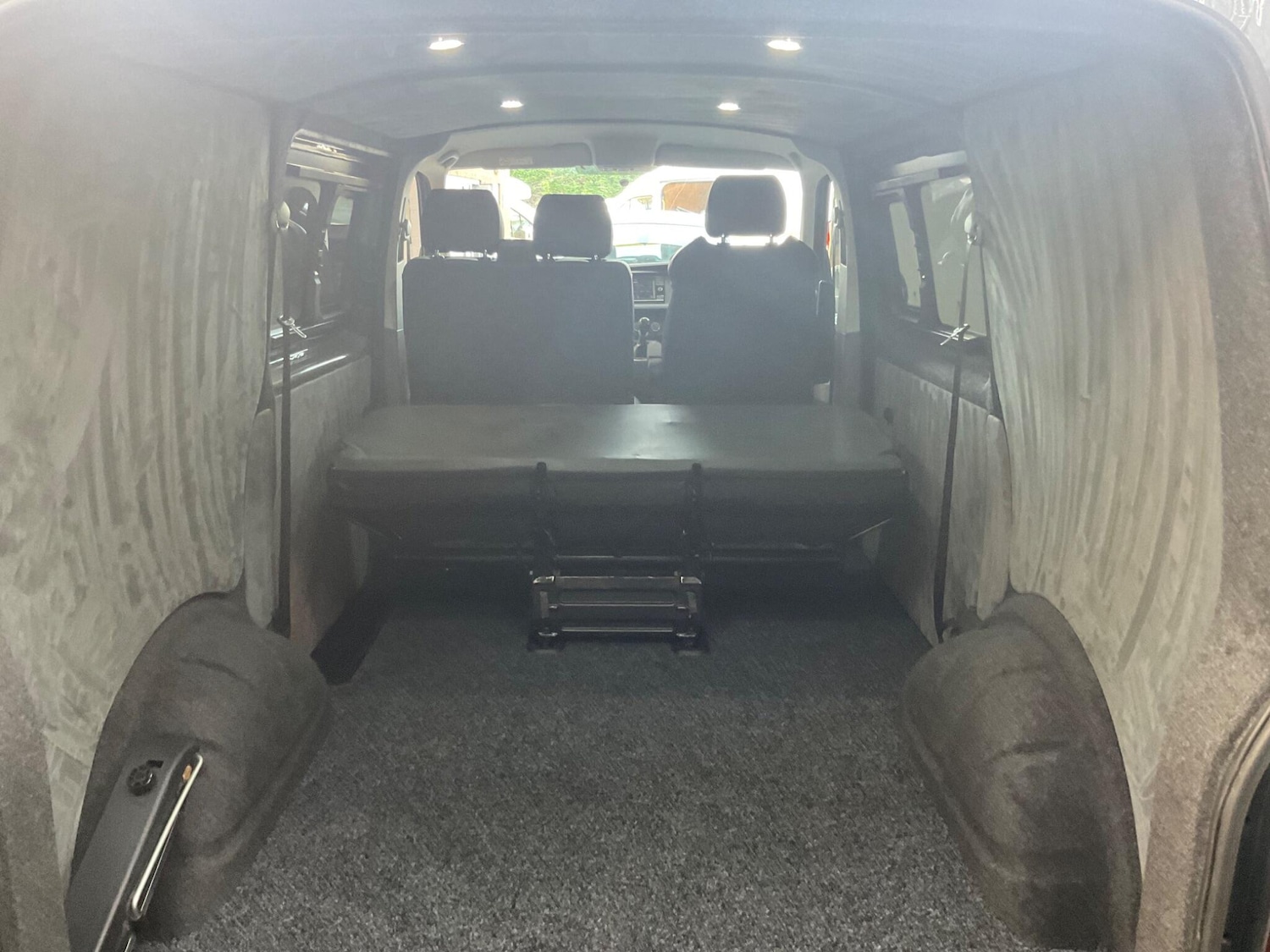 Used Volkswagen Transporter 2023 for sale - 78141391: Photo 9