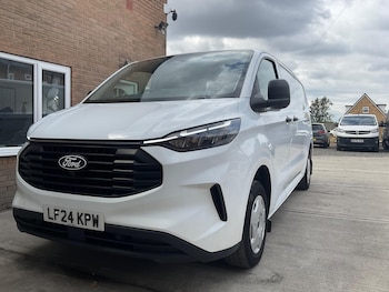 Used Ford Transit Custom 2024 for sale - 79303800: Photo