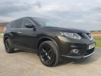 Used Nissan X-Trail 2017 for sale - 75646102: Photo