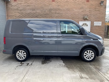 Used Volkswagen Transporter 2023 for sale - 79337413: Photo