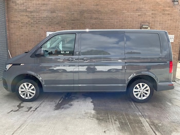 Used Volkswagen Transporter 2023 for sale - 79337413: Photo