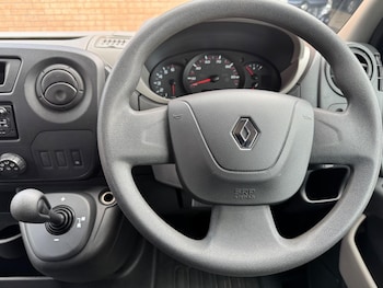 Used Renault Master 2017 for sale - 79396026: Photo
