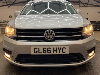 Used Volkswagen Caddy Maxi 2016 for sale - 76991793: Photo