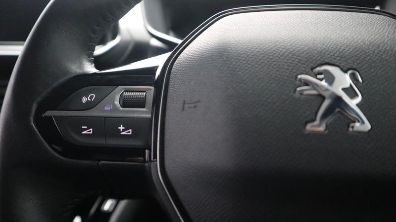 Used Peugeot 2008 2022 for sale - 77128161: Photo 12