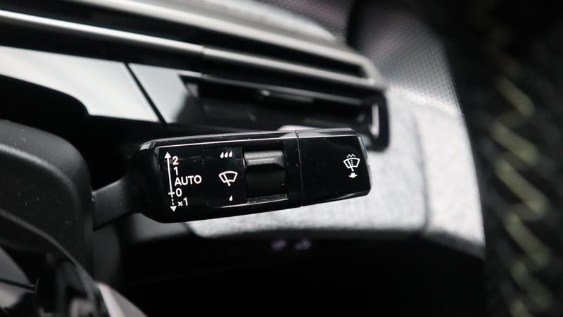 Used Peugeot E-3008 2025 for sale - 77117443: Photo 15