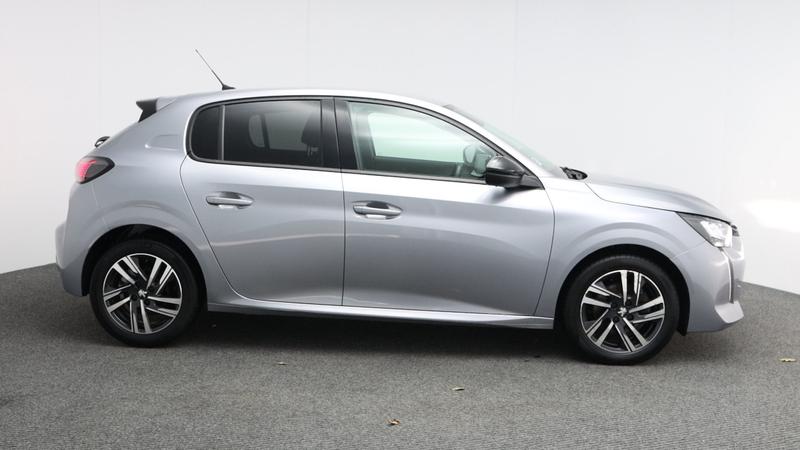 Used Peugeot 208 2023 for sale - 77116739: Photo 2