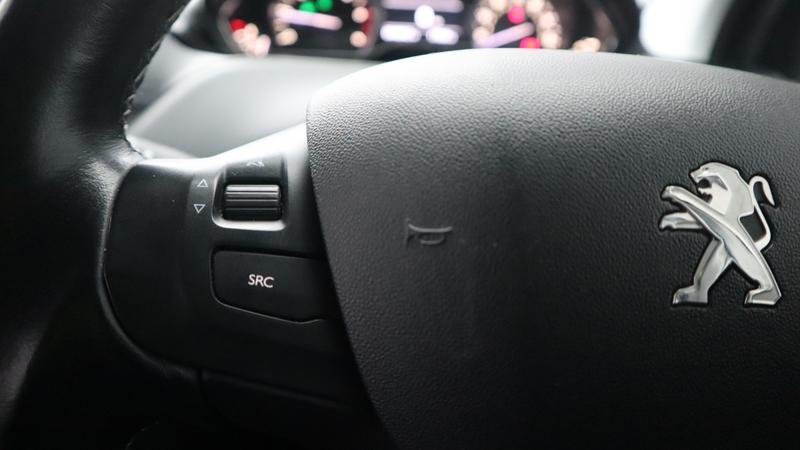 Used Peugeot 2008 2019 for sale - 77435111: Photo 12