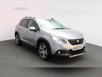 Used Peugeot 2008 2019 for sale - 77435111: Photo