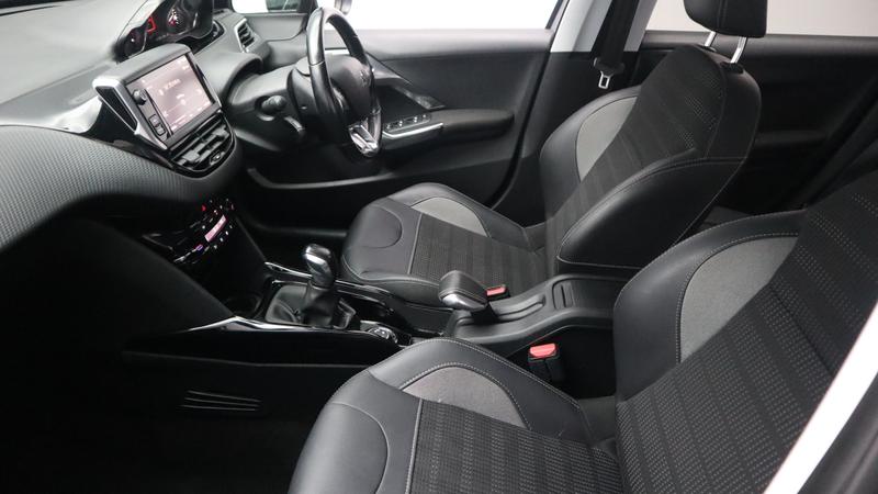 Used Peugeot 2008 2019 for sale - 77435111: Photo 9