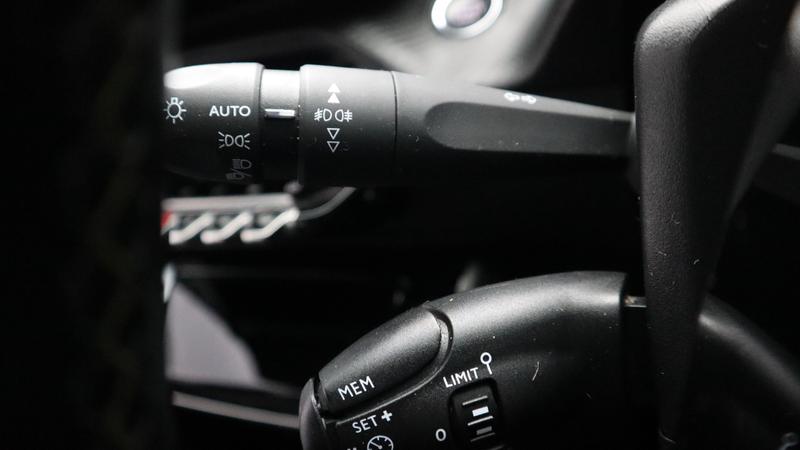 Used Peugeot 2008 2021 for sale - 77435120: Photo 14