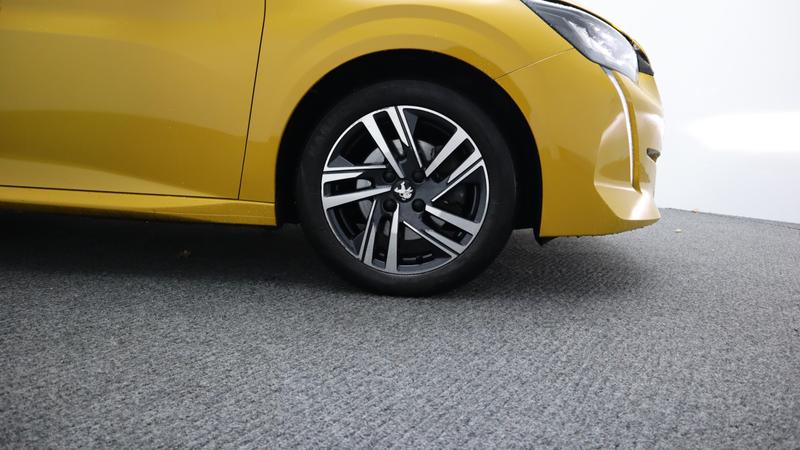 Used Peugeot 208 2023 for sale - 77117394: Photo 34