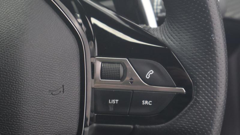 Used Peugeot 2008 2023 for sale - 77718721: Photo 15