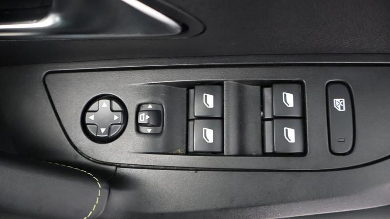 Used Peugeot 2008 2023 for sale - 77718721: Photo 32