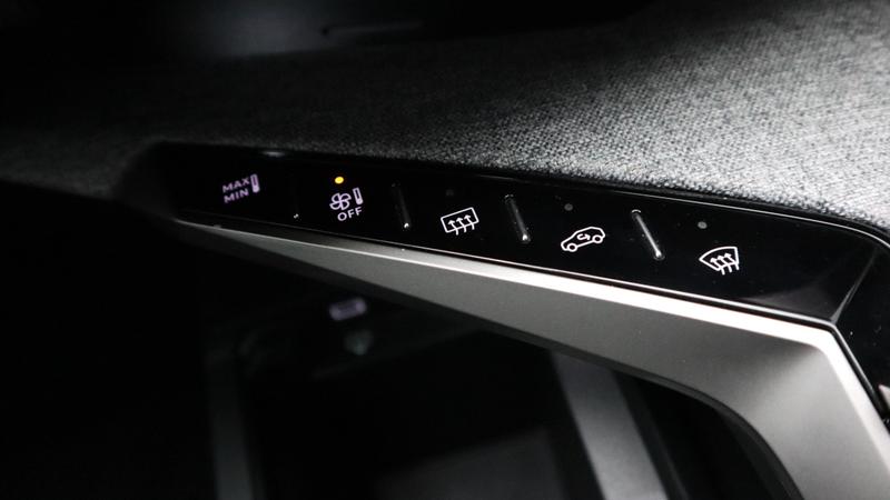 Used Peugeot 5008 2025 for sale - 77910224: Photo 32