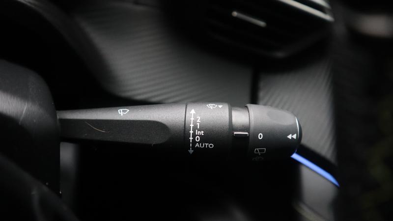 Used Peugeot E-2008 2023 for sale - 77381572: Photo 15