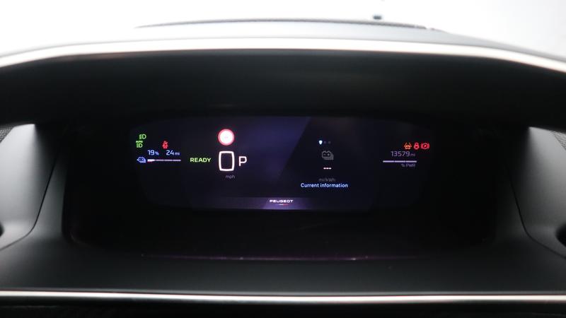 Used Peugeot E-2008 2023 for sale - 77381572: Photo 17