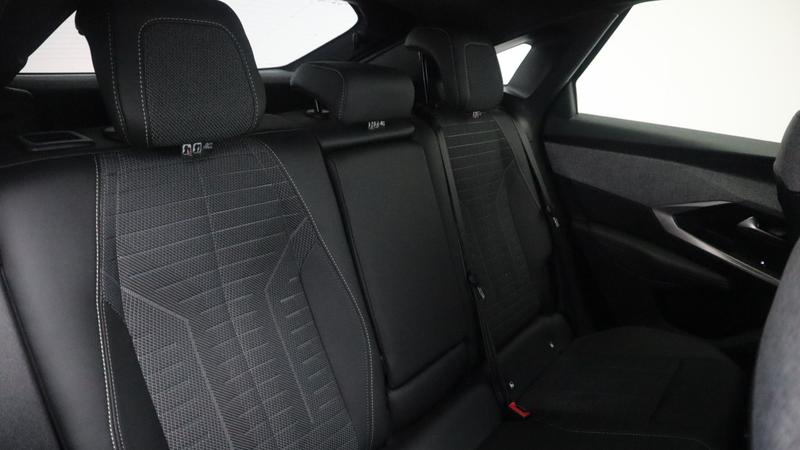 Used Peugeot E-3008 2025 for sale - 77261105: Photo 36