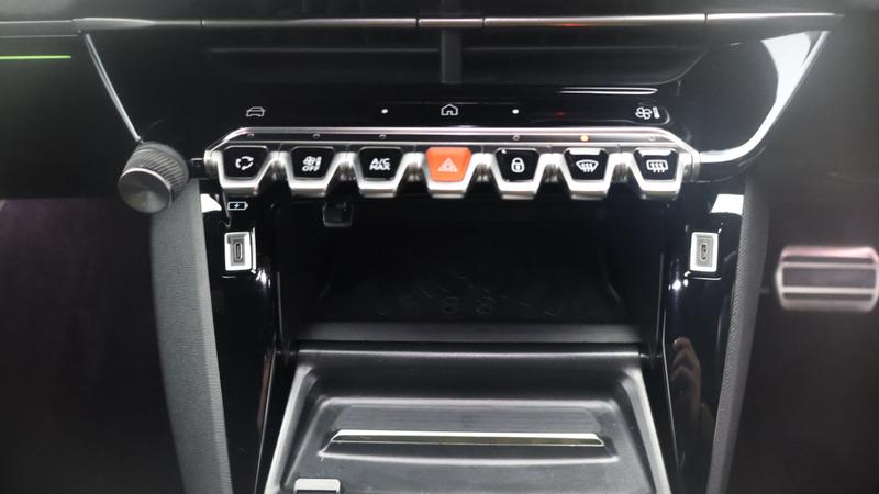 Used Peugeot 2008 2023 for sale - 77918749: Photo 28