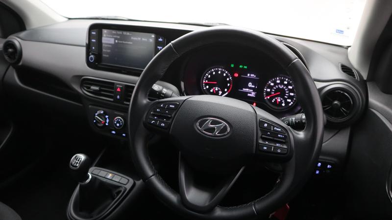 Used Hyundai i10 2021 for sale - 77910319: Photo 11