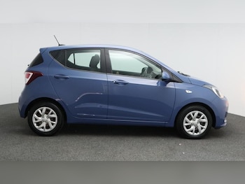 Used Hyundai i10 2017 for sale - 78942208: Photo