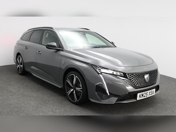 2025 - 1.2 Hybrid 136 GT 5dr e-DSC6