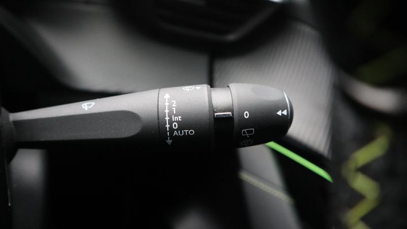 Used Peugeot E-208 2022 for sale - 77910276: Photo 15