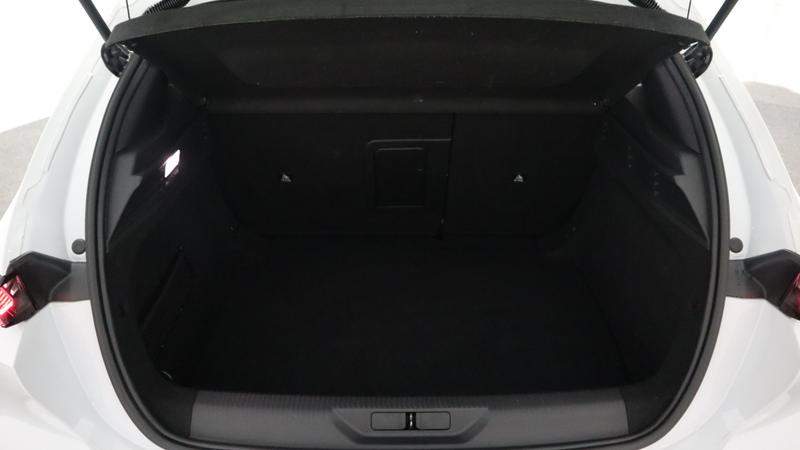 Used Peugeot 308 2023 for sale - 77117293: Photo 35