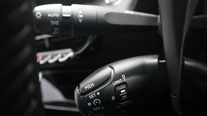 Used Peugeot 2008 2023 for sale - 77117285: Photo 14