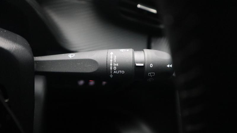 Used Peugeot 2008 2023 for sale - 77117285: Photo 15