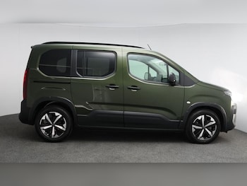 Used Peugeot Rifter 2025 for sale - 78671200: Photo