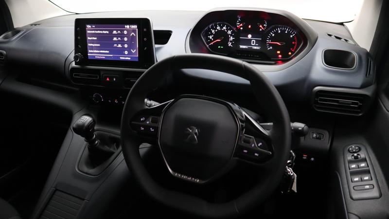 Used Peugeot Rifter 2024 for sale - 78028587: Photo 11