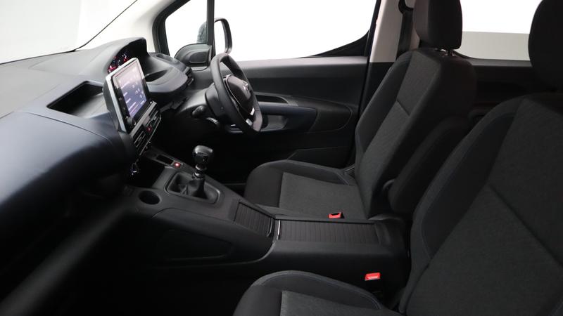 Used Peugeot Rifter 2024 for sale - 78028587: Photo 9