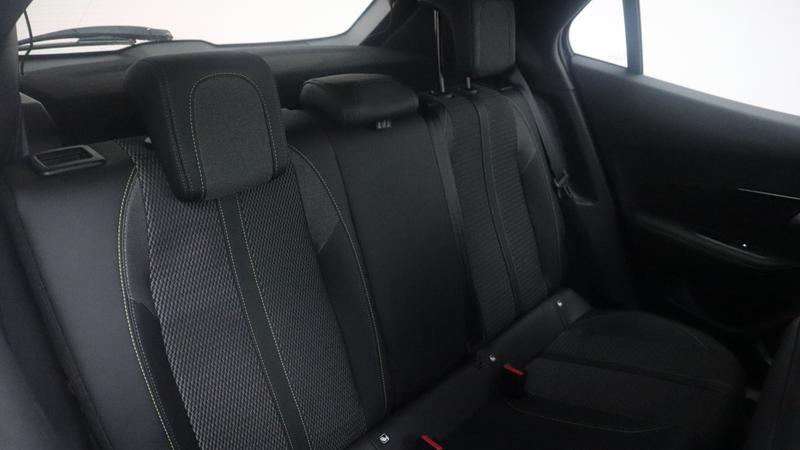 Used Peugeot 2008 2023 for sale - 77248807: Photo 31