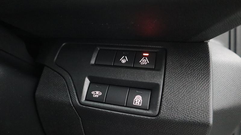 Used Peugeot 3008 2023 for sale - 77901109: Photo 31