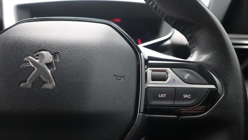 Used Peugeot 2008 2020 for sale - 77450330: Photo 13