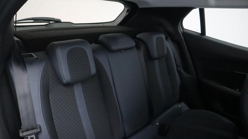 Used Peugeot 2008 2020 for sale - 77450330: Photo 31