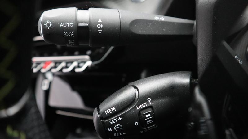 Used Peugeot 2008 2023 for sale - 77834357: Photo 14