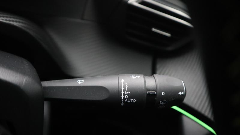 Used Peugeot 2008 2023 for sale - 77834357: Photo 15