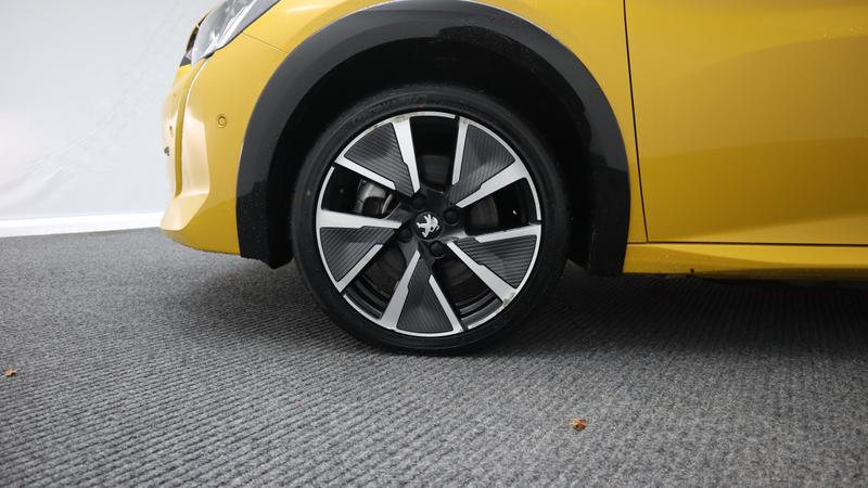 Used Peugeot 208 2022 for sale - 77117459: Photo 39